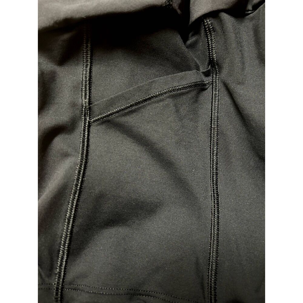 Lululemon, "Circuit Breaker Skirt II,"Women's Skort, Size 6, Black, Used - Picture 8 of 12